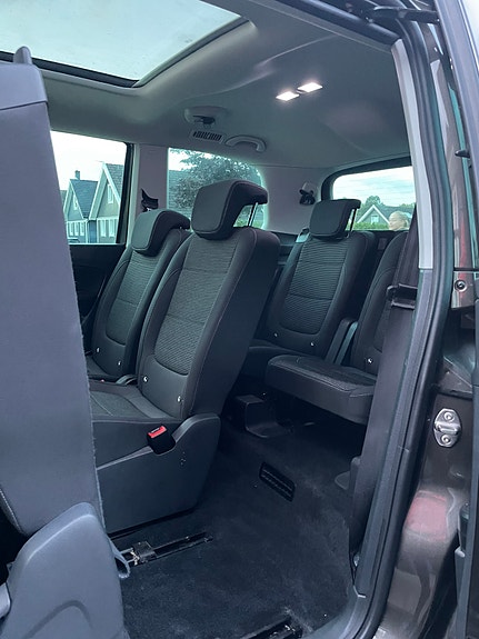 Volkswagen Sharan 8 of 17