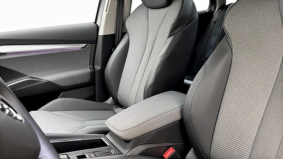 Skoda Enyaq 8 of 21
