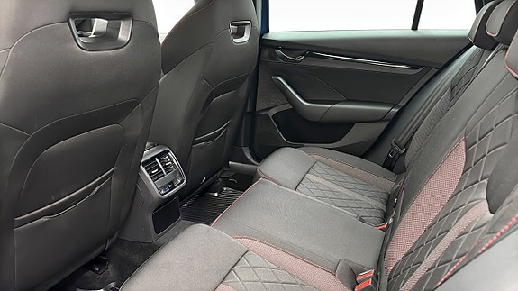 Skoda Octavia RS 11 of 19
