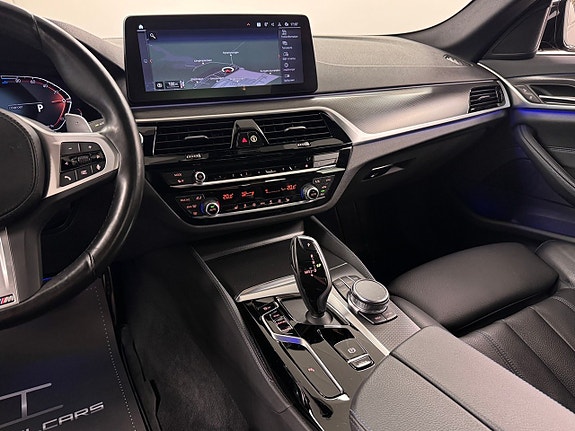 BMW 520 8 of 17