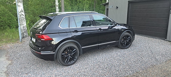 Volkswagen Tiguan 5 of 9