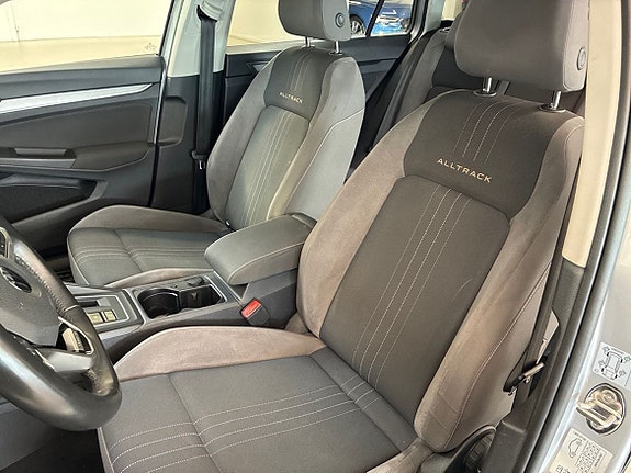 Volkswagen Golf Alltrack 15 of 19