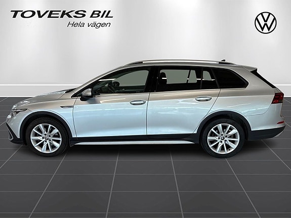 Volkswagen Golf Alltrack 6 of 19