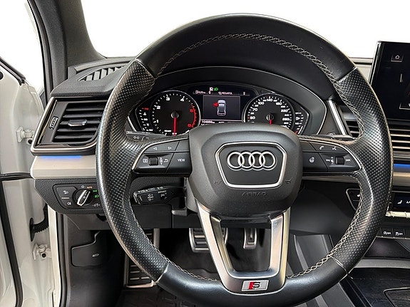 Audi Q5 11 of 27