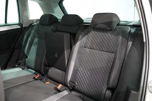 Volkswagen Tiguan 8 of 19
