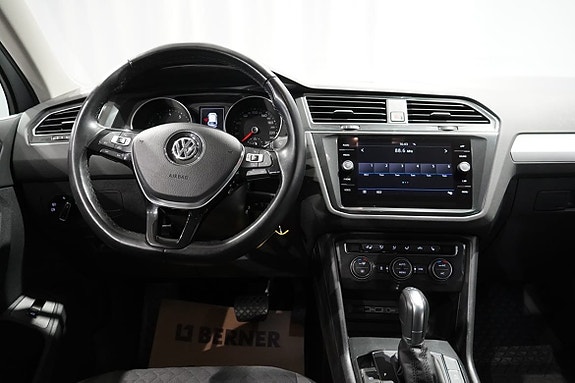 Volkswagen Tiguan 9 of 19