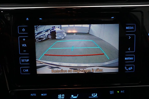 Toyota Auris 17 of 22
