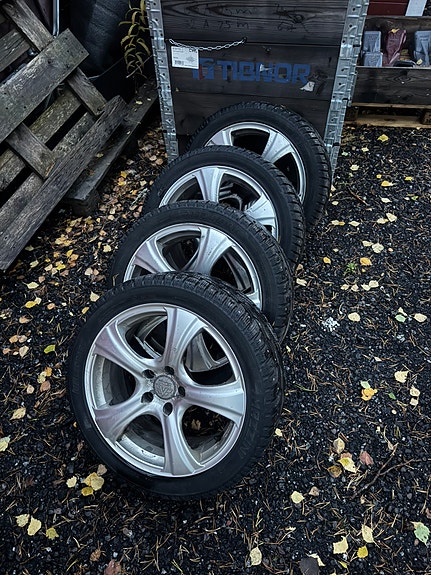 Mercedes-Benz C220 6 of 6