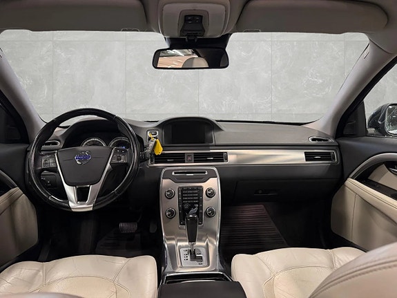 Volvo S80 10 of 15