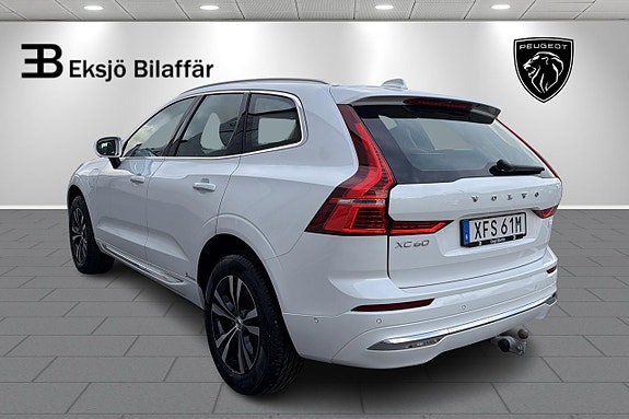 Volvo XC60 8 of 23
