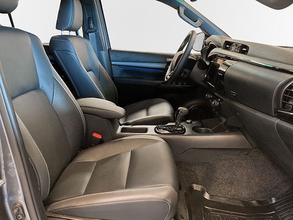 Toyota HiLux 6 of 10