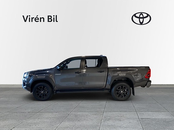 Toyota HiLux 3 of 10