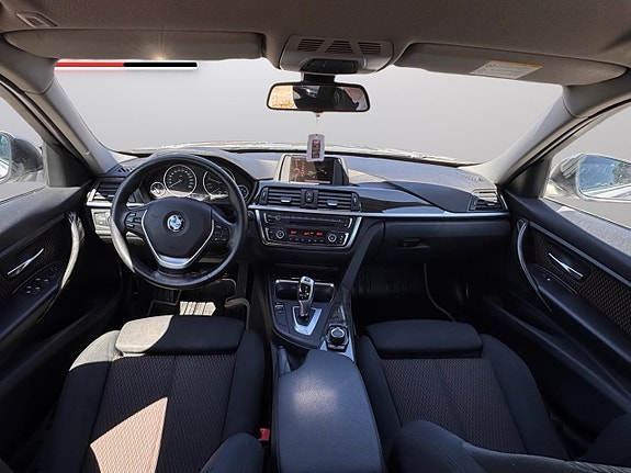 BMW 318d 10 of 11
