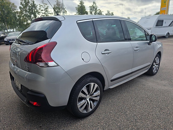 Peugeot 3008 3 of 12