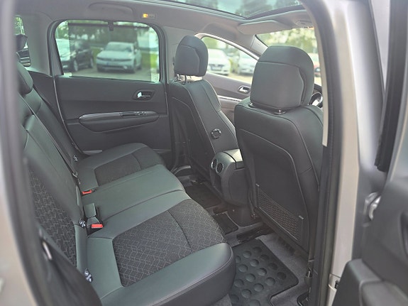 Peugeot 3008 11 of 12