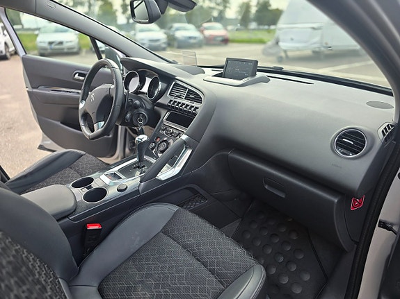 Peugeot 3008 10 of 12