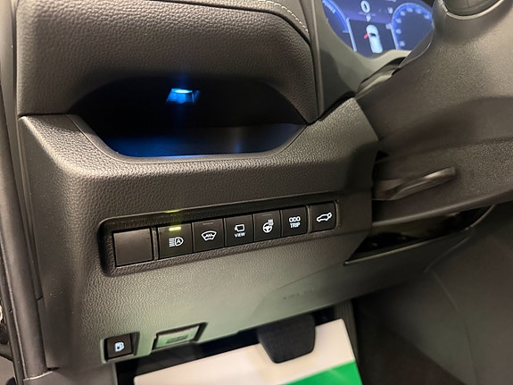 Toyota RAV4 17 of 23