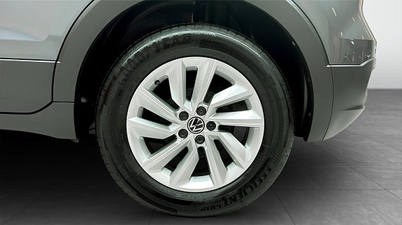 Volkswagen T-Cross 6 of 13