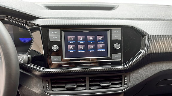 Volkswagen T-Cross 9 of 13