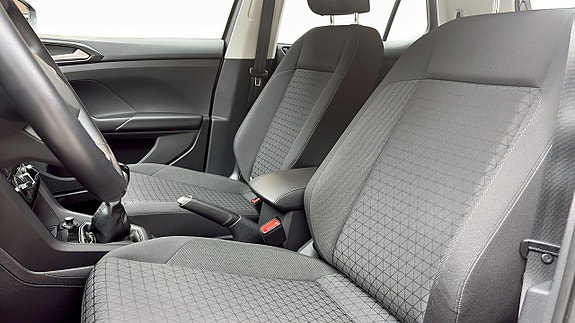 Volkswagen T-Cross 8 of 13