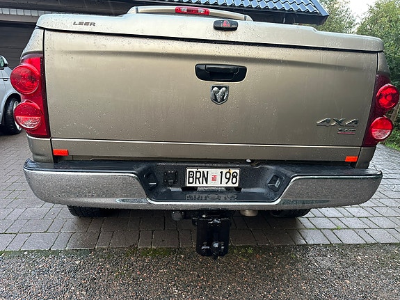 Dodge RAM 2500 8 of 9