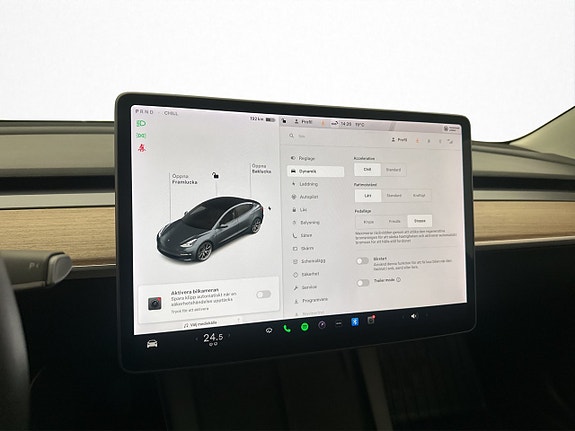 Tesla Model 3 20 of 30