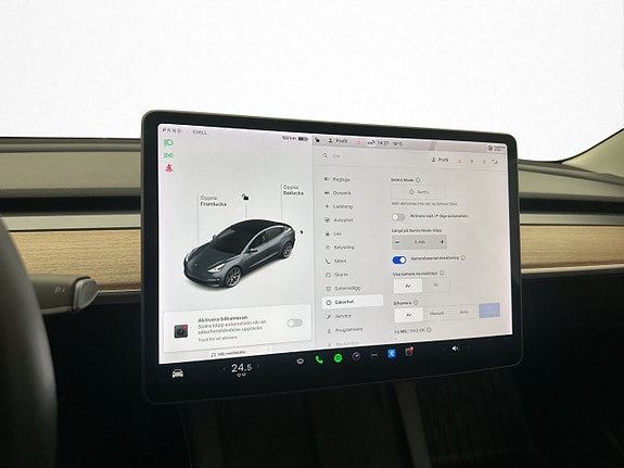 Tesla Model 3 23 of 30