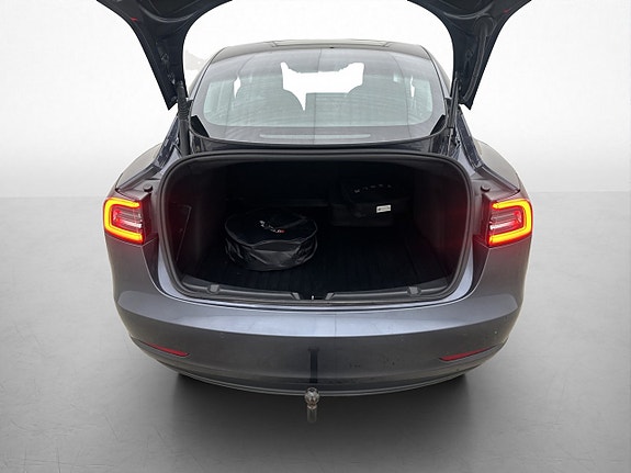 Tesla Model 3 30 of 30