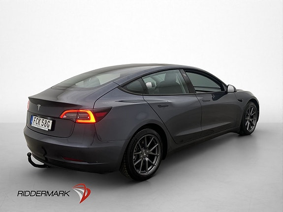 Tesla Model 3 9 of 30