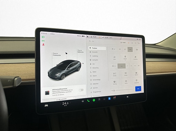 Tesla Model 3 19 of 30
