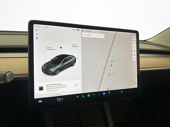Tesla Model 3 18 of 30