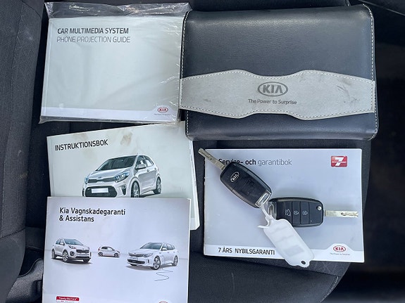 Kia Picanto 15 of 17