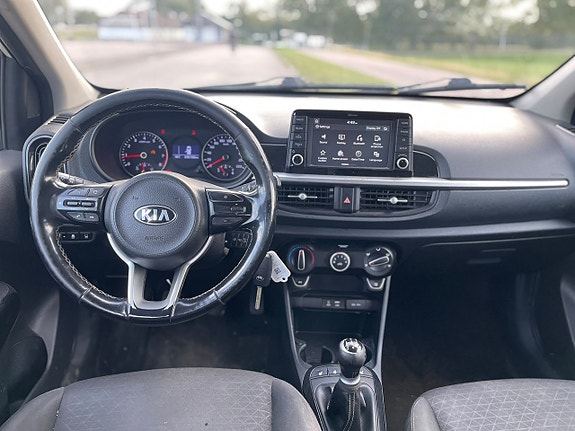 Kia Picanto 8 of 17