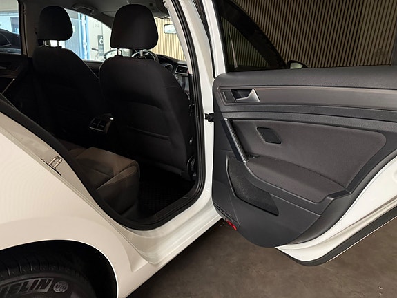 Volkswagen Golf I 18 of 26