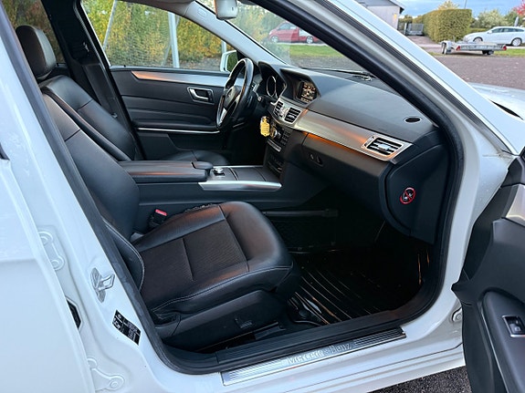 Mercedes-Benz E250 13 of 19