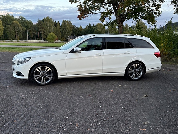Mercedes-Benz E250 2 of 19