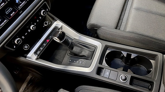 Audi Q3 17 of 22