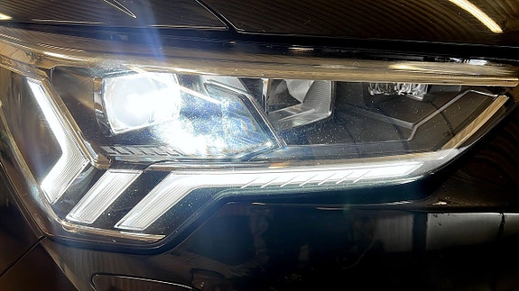 Audi Q3 14 of 22