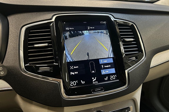 Volvo XC90 19 of 29