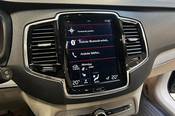Volvo XC90 22 of 29