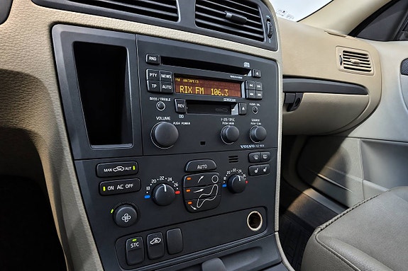 Volvo S60 19 of 24
