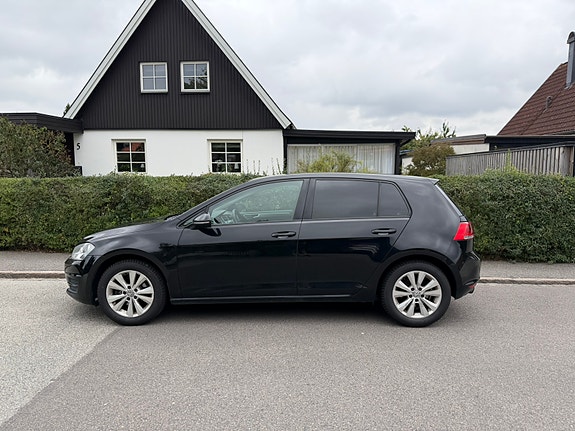 Volkswagen Golf VII 3 of 4
