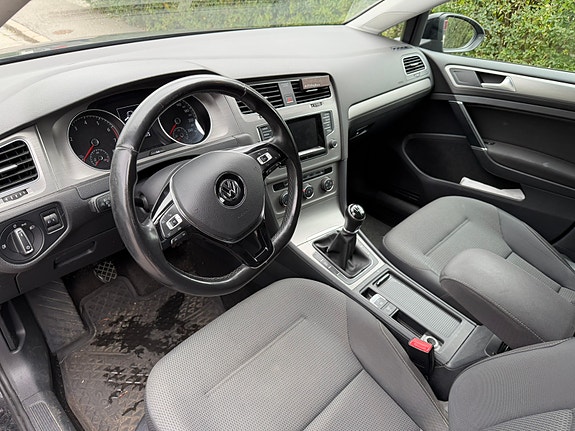 Volkswagen Golf VII 4 of 4
