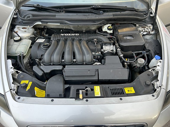 Volvo S40 15 of 16