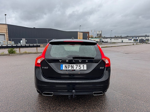 Volvo V60 6 of 20
