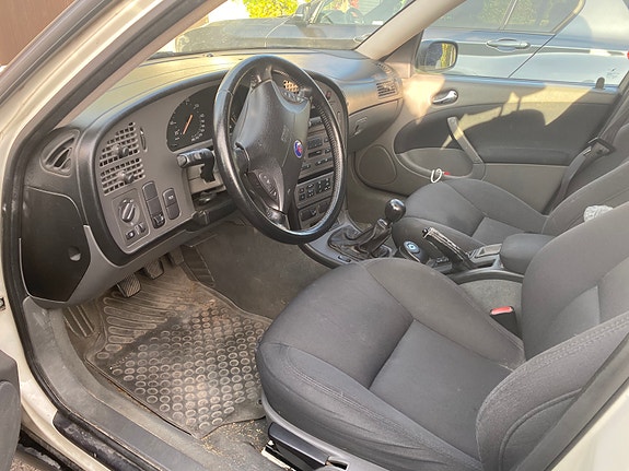 Saab 9-5 6 of 7