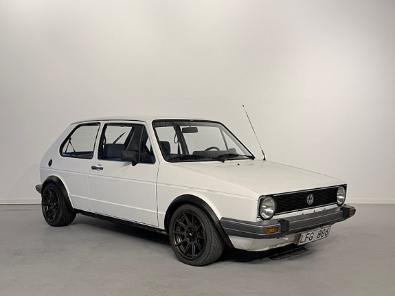 Volkswagen Golf I 2 of 12