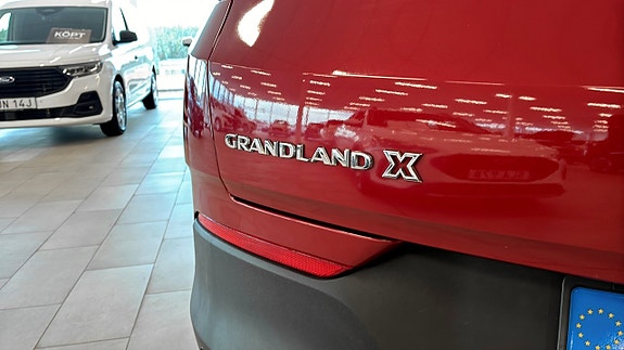 Opel Grandland X 16 of 16