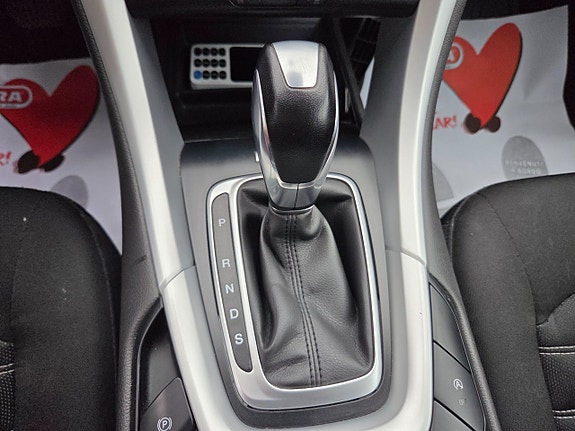 Ford Mondeo 16 of 16