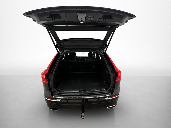 Volvo XC60 9 of 30